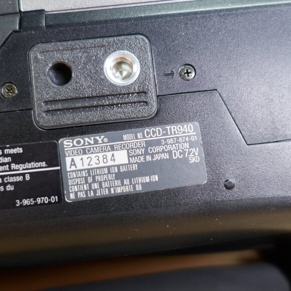 Sony Handycam DCR‑TR940 Hi8 Camcorder (NTSC) / Made in Japan / Tested & Working - Picture 8 of 9